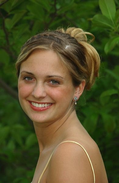 prom2002_013.jpg
