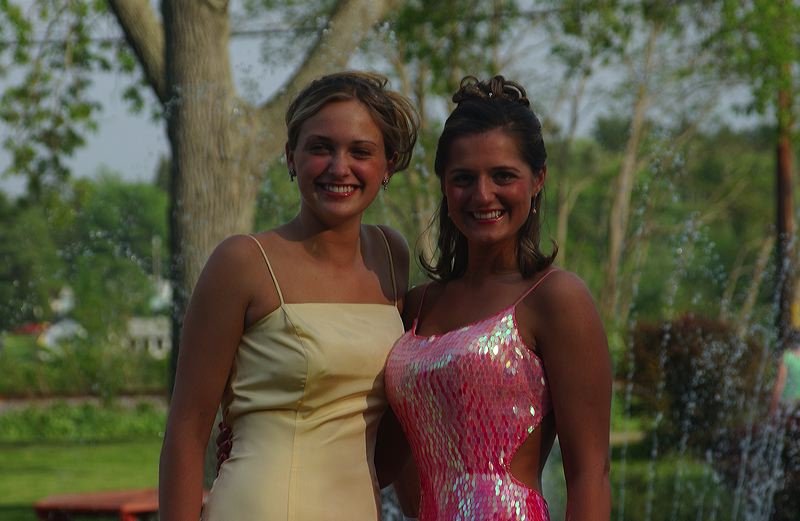 prom2002_043.jpg