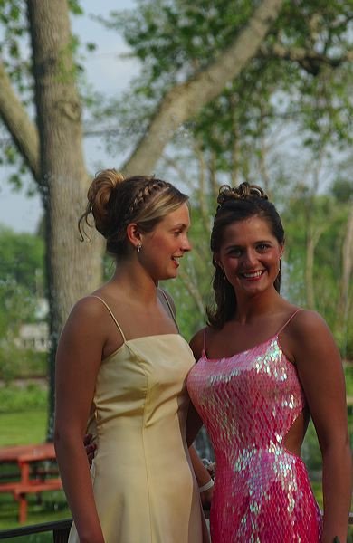 prom2002_045.jpg