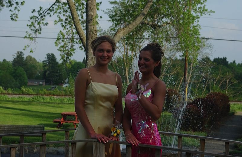 prom2002_047.jpg